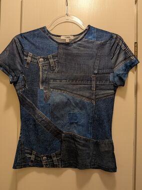 Miaou Women’s Blue Mesh Graphic Denim-Print Tee Large